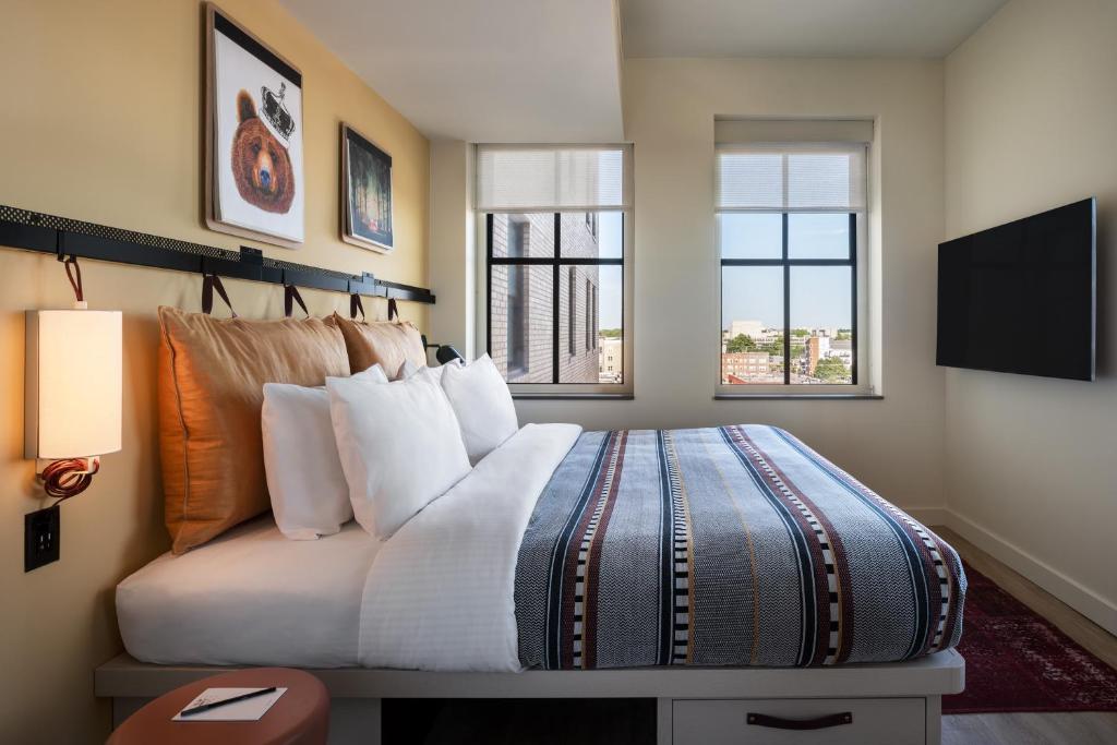 Moxy Springfield Downtown - Chambre King Avec Lits Superposés Jumeaux Et Vue Sur La Ville