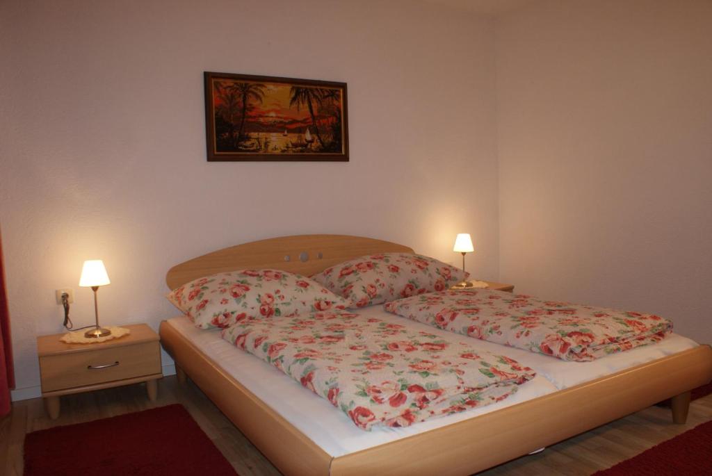 Postel nebo postele na pokoji v ubytování Ferienhaus Waldesruh
