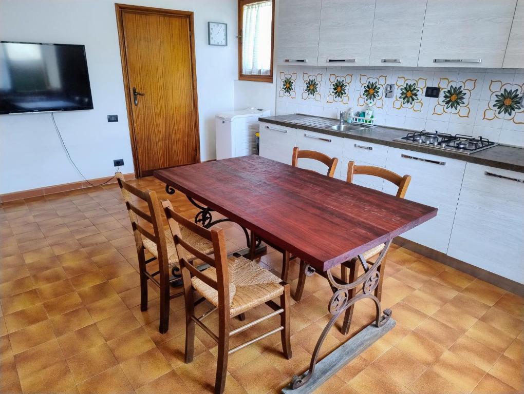 Kuchyň nebo kuchyňský kout v ubytování Il Gigaro