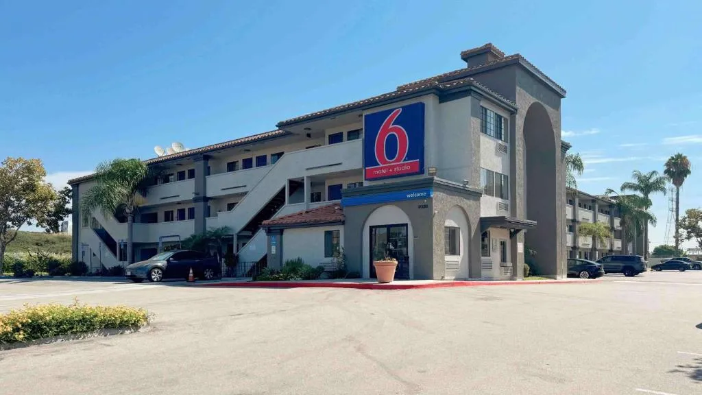 Motel 6-Bellflower, CA - Los Angeles in Bellflower