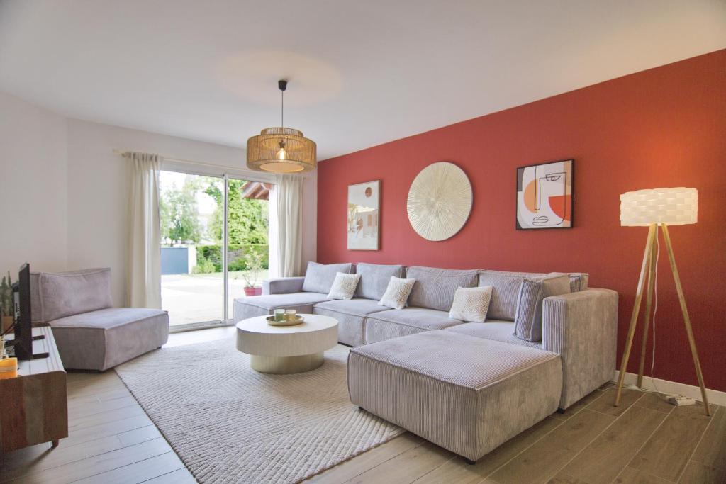 Photo de la galerie de l'établissement Maison de vacances charmante et reposante, à Hostens