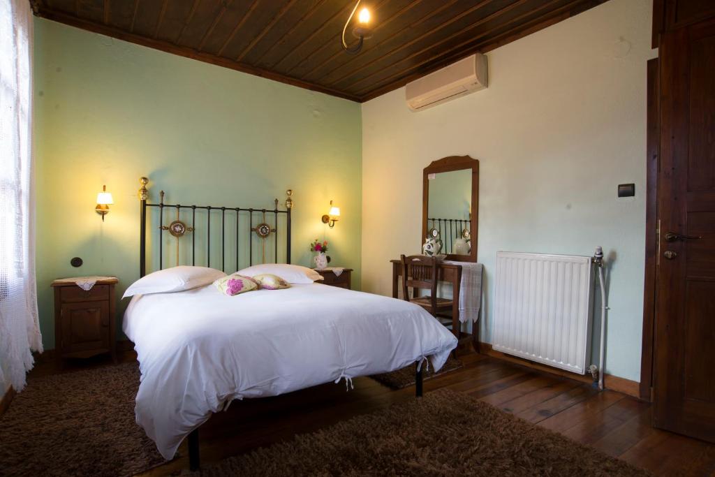 Varosi Guesthouse - 13