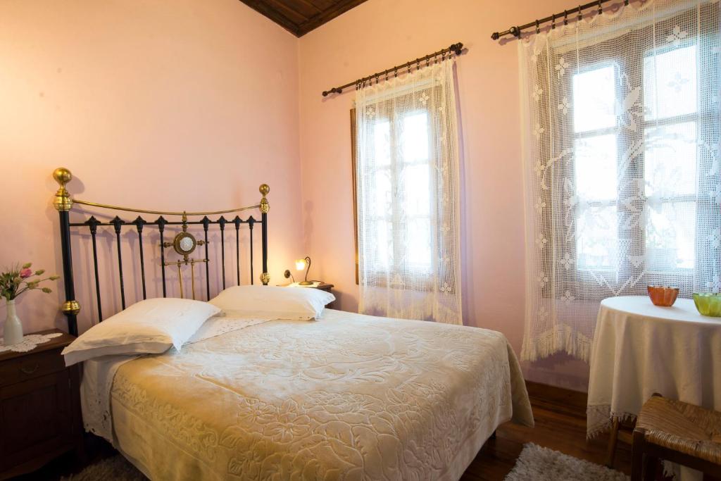 Varosi Guesthouse - 12