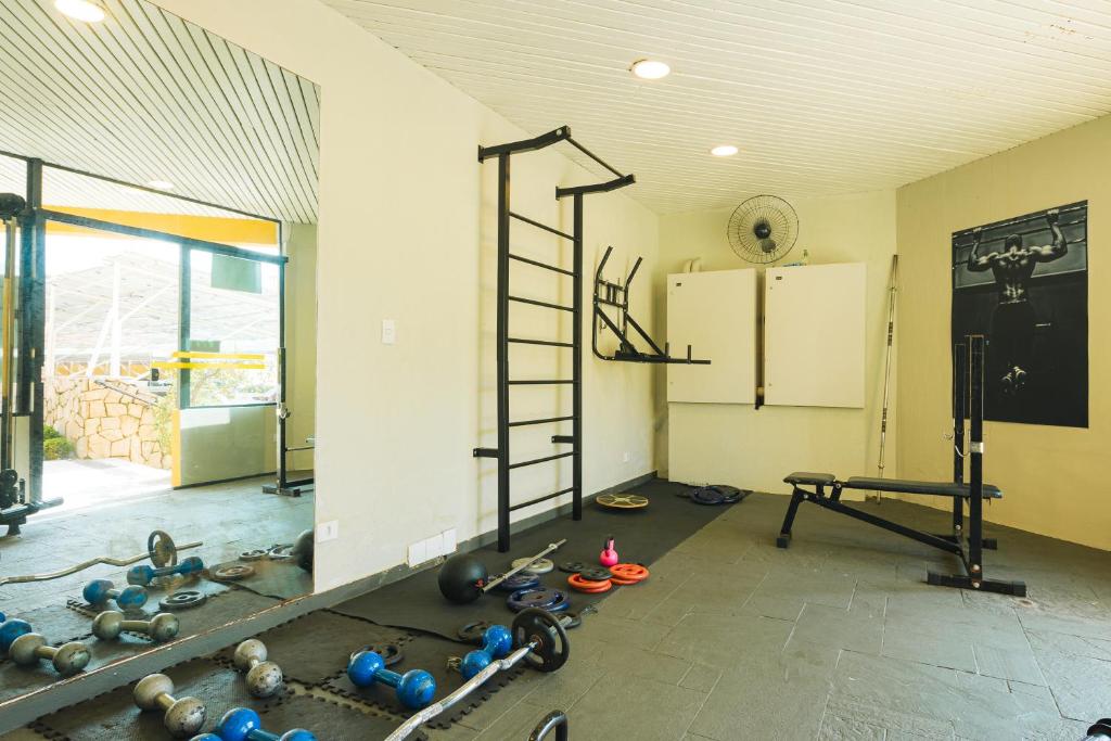 Fitness centrum a/nebo fitness zařízení v ubytování FLAT 3-107 - Iha Flat Hotel - Pereque - Ilhabela