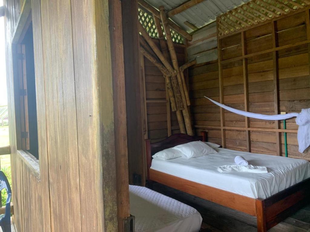 Katil atau katil-katil dalam bilik di Ecolodge Vientos de Yubarta