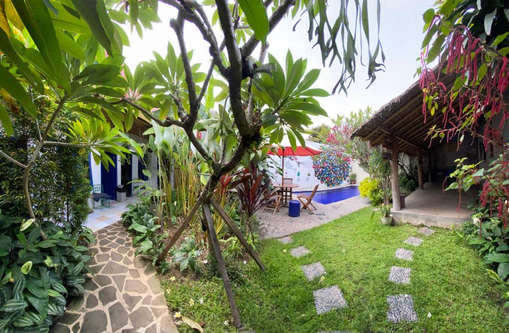 Vườn quanh ViaVia Guesthouse