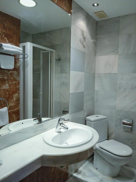 Koupelna v ubytování Hostal Los Infantes