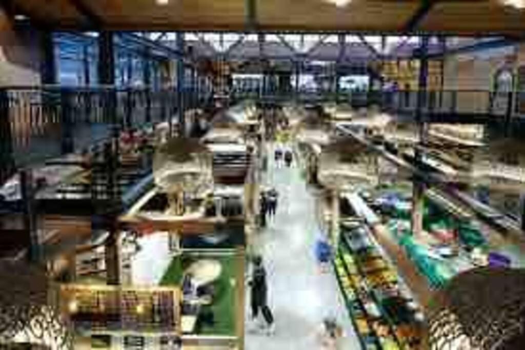 2 Bedrooms apprtmt Plus Underground Parking in CBD - Resim 32