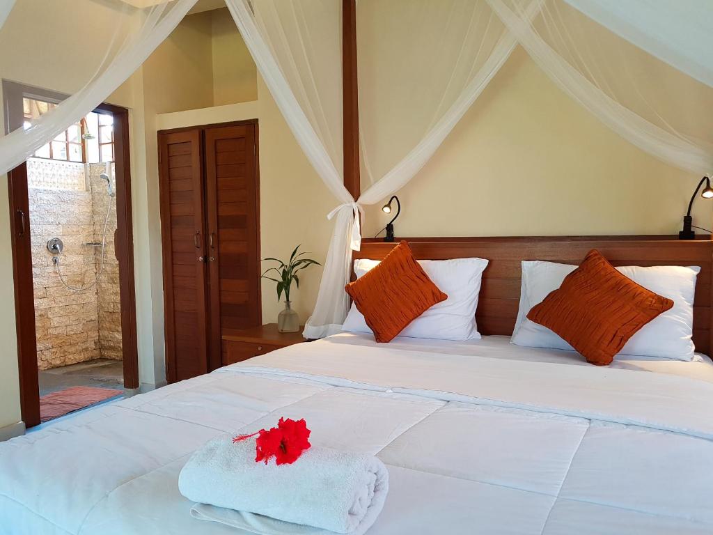 Santra Putra Guesthouse at Karja Art Space - Deluxe One-Bedroom Apartment With Garden View