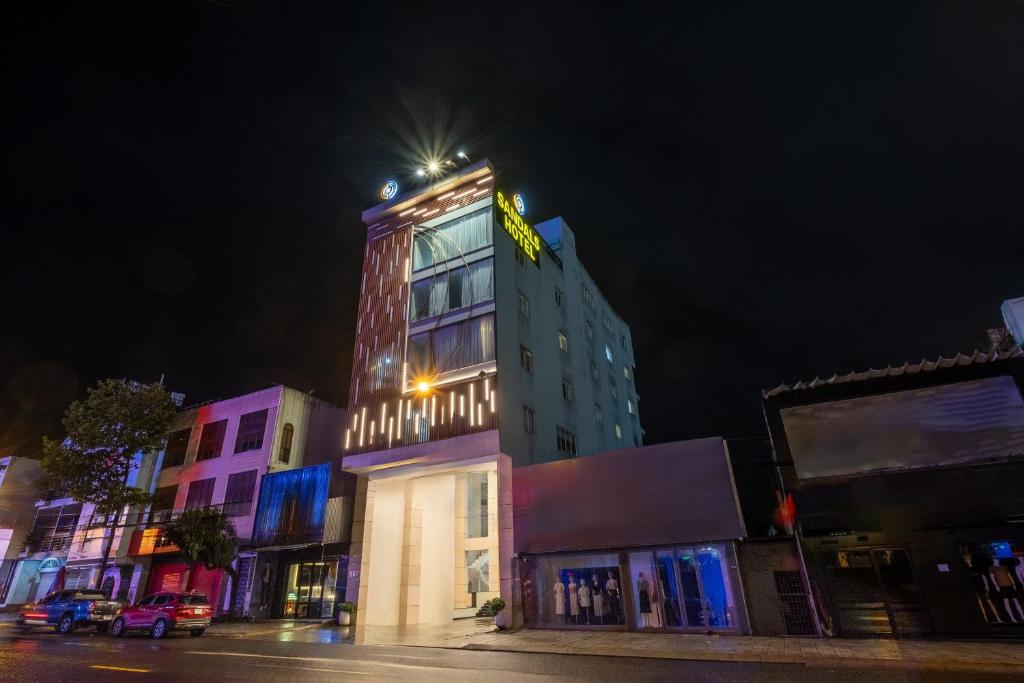 El edificio en el que está el hotel