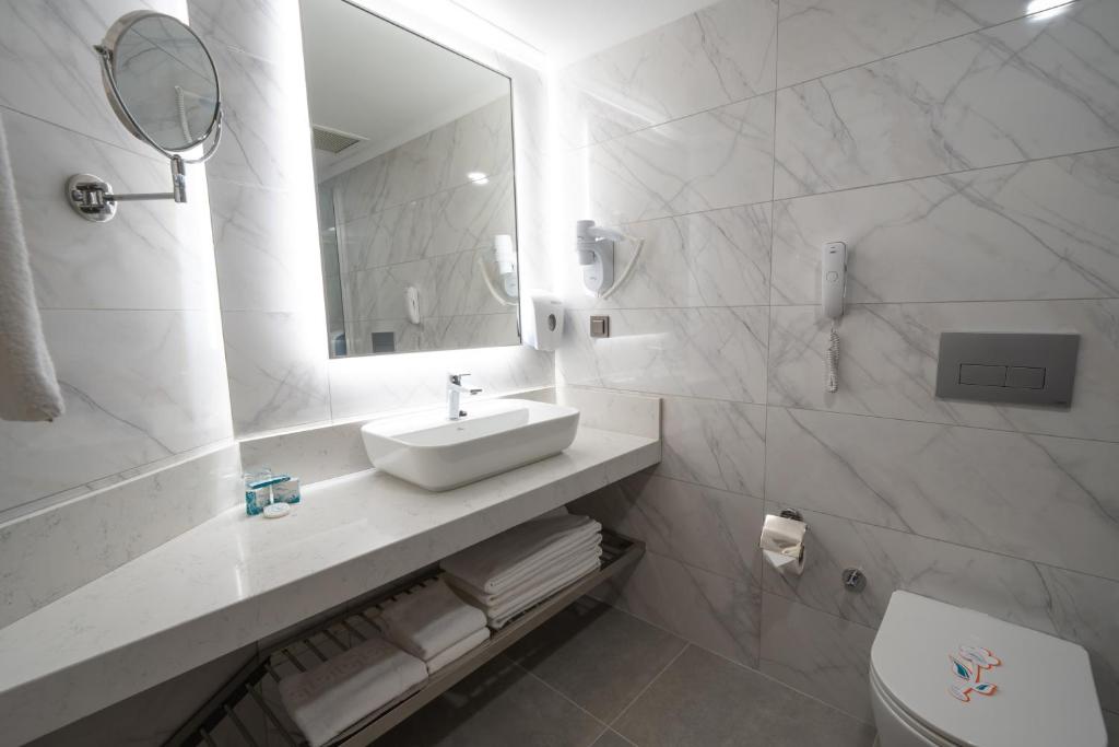 Koupelna v ubytování Alba Resort Hotel - Ultra All Inclusive