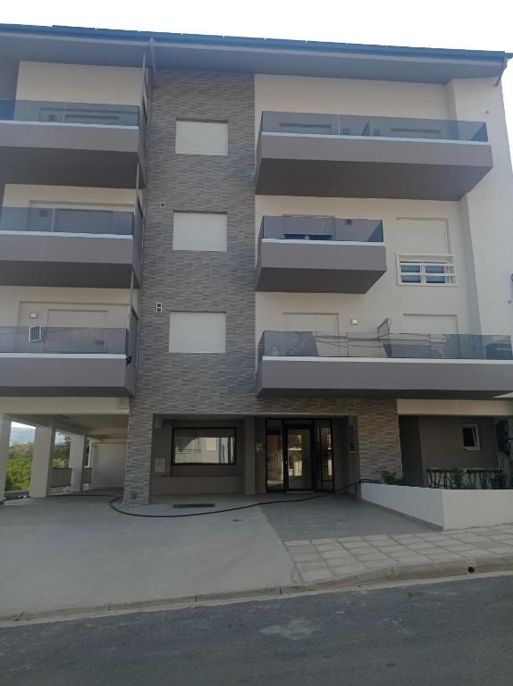 AK Apartments Ioa