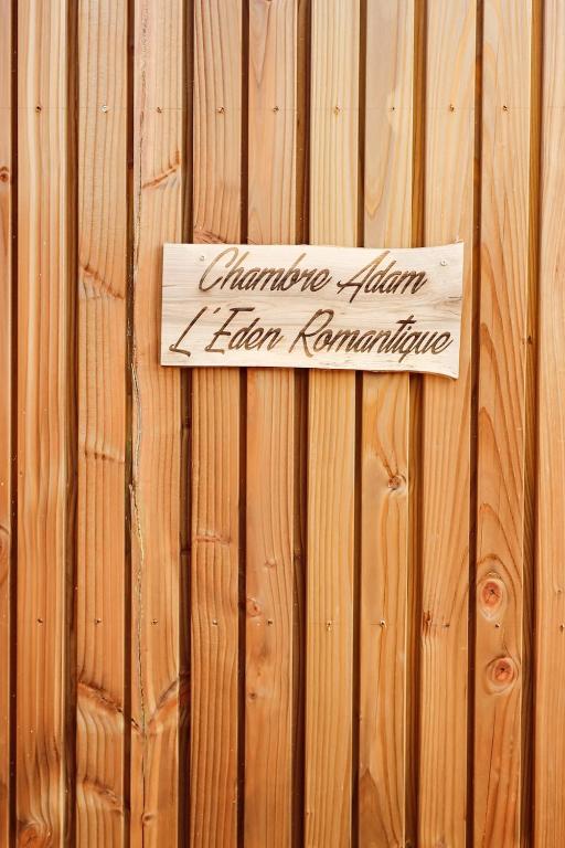 Les Gîtes de Laure - L'Eden Romantique, B&B, Spa privatif et Petit Déjeuner, Couloir de nage, 10mn Carcassonne - Suite With Hot Tub
