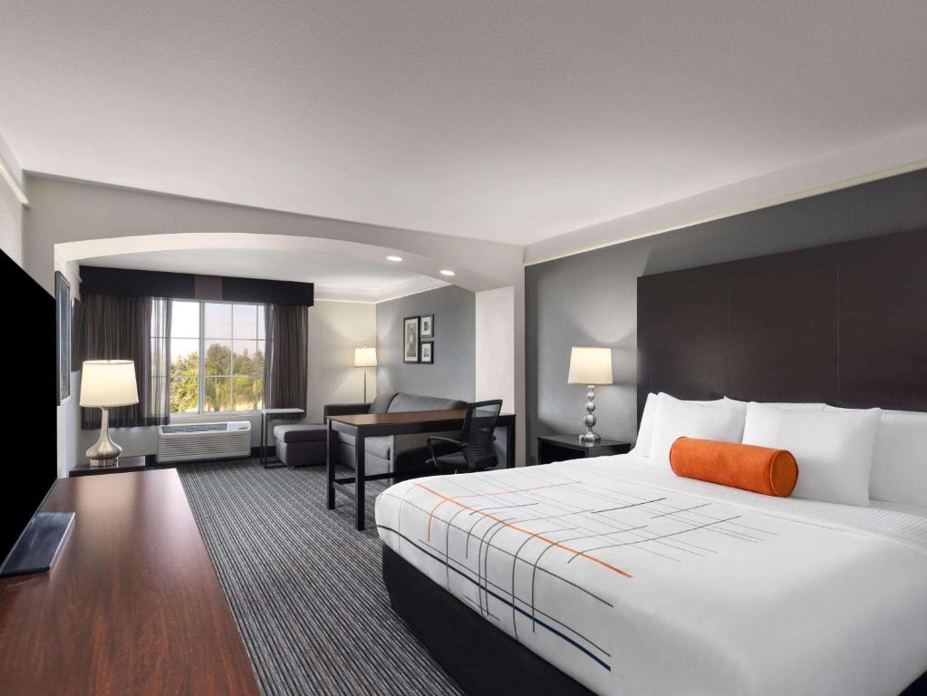 La Quinta by Wyndham Santa Clarita - Valencia - 行政特大号床间 - 禁烟