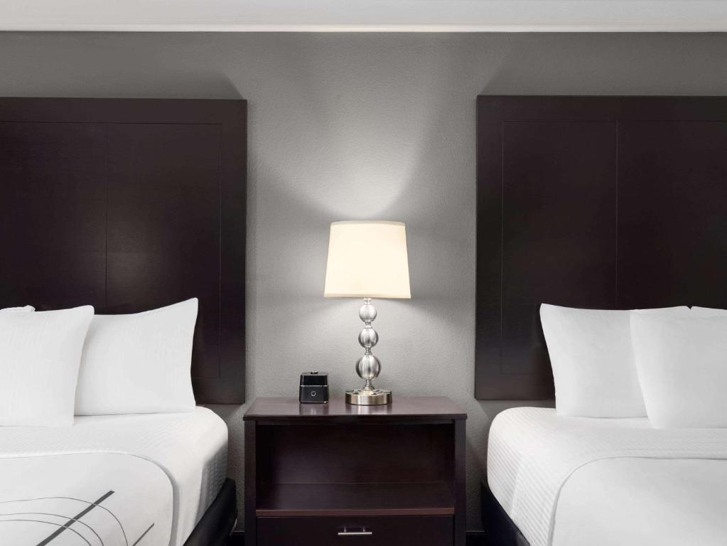 La Quinta by Wyndham Santa Clarita - Valencia - Queen-Zimmer Mit Zwei Queen-Betten