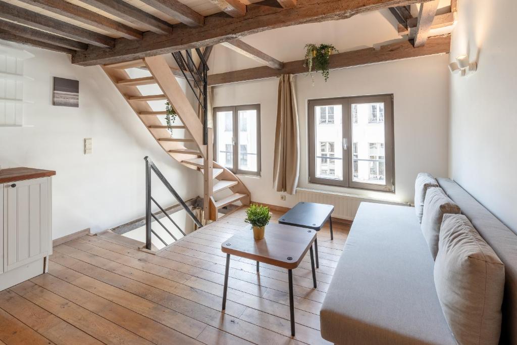Tempel Cathedral Lodge in the Heart of Antwerp - Twee Slaapkamers Appartement