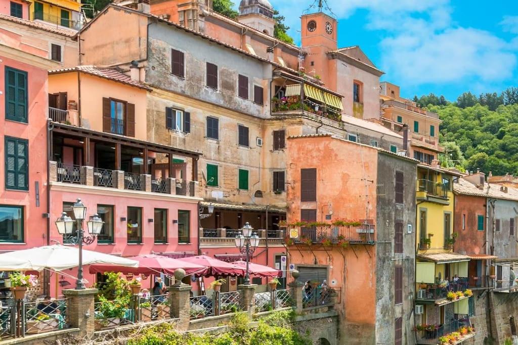 El edificio en el que está el departamento