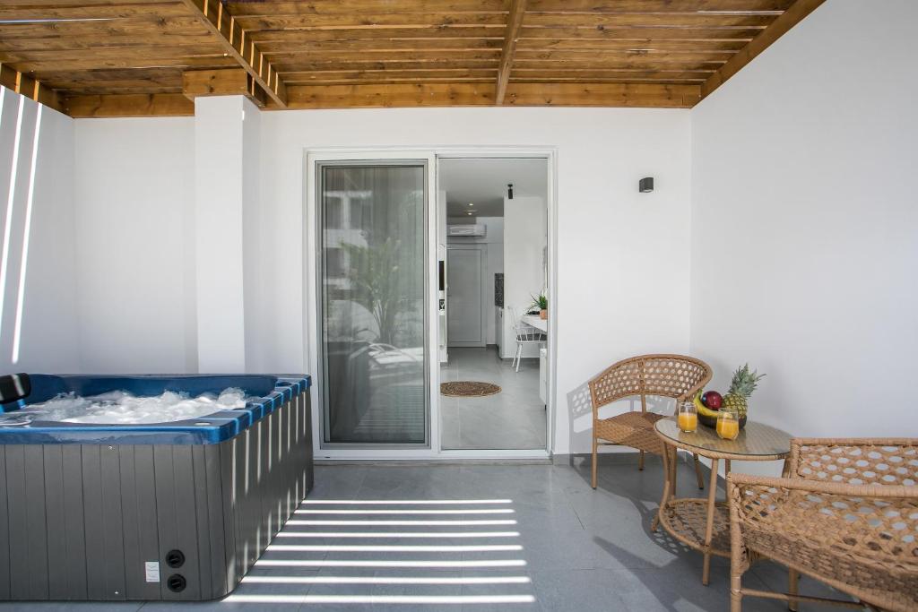 Fotografie z fotogalerie ubytování Calma Luxury Studios & Suites v destinaci Faliraki