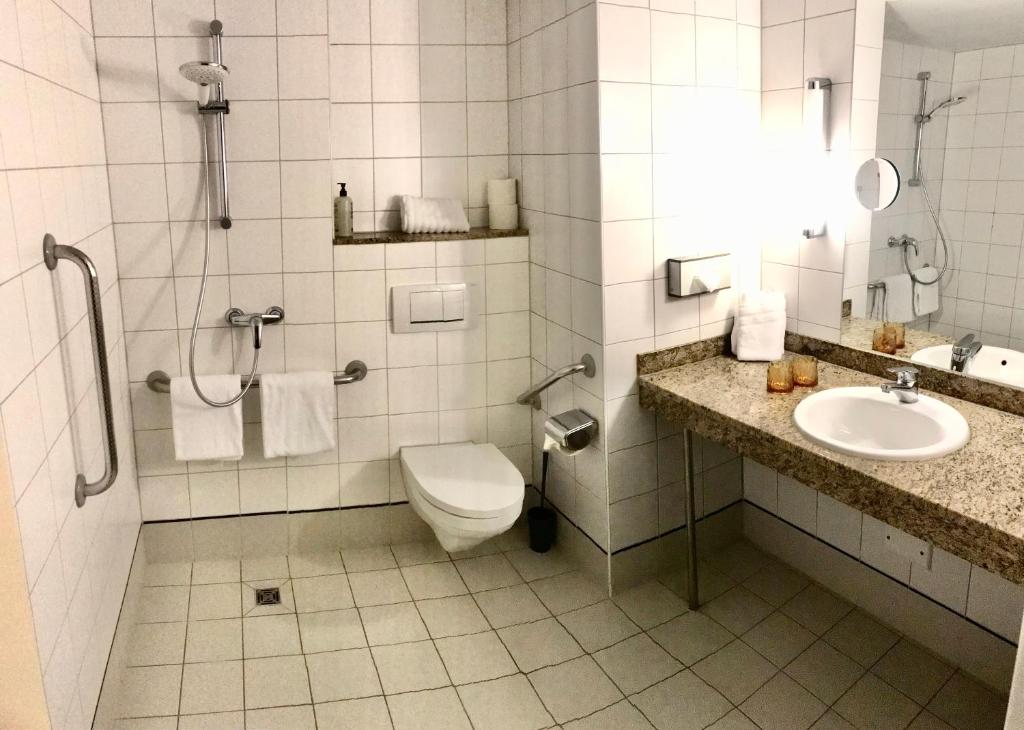 SleepBEEONE AIRPORTHOTEL FRANKFURT MÖRFELDEN - Twin Room - Toegang