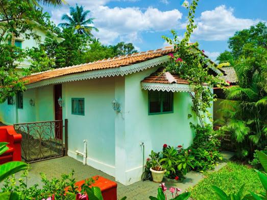 White Cottage by Lar Amorosa