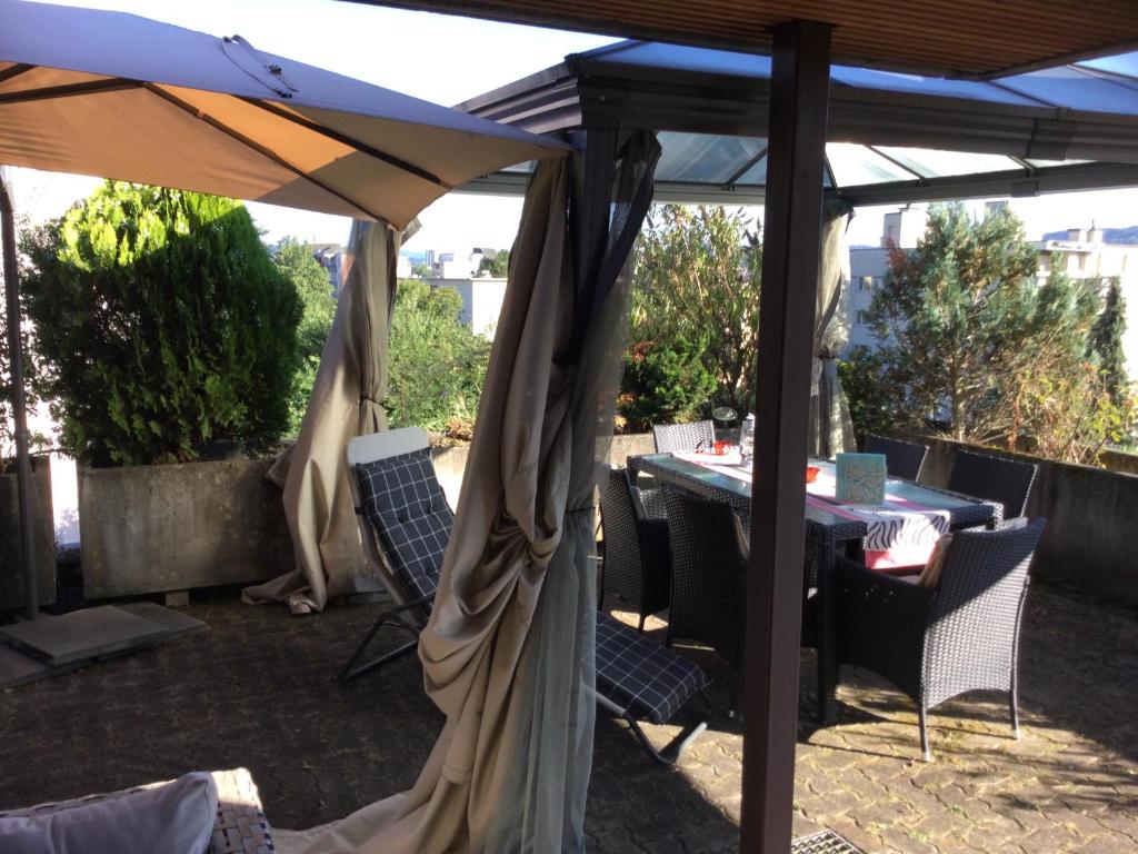 Zahrada ubytování Chambre spacieuse et confortable avec écran plat