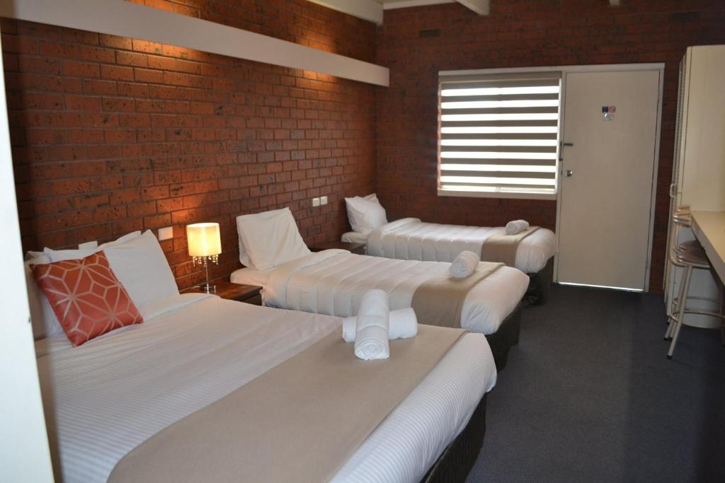 Wattle Motel - Habitación Triple (4 Adultos)