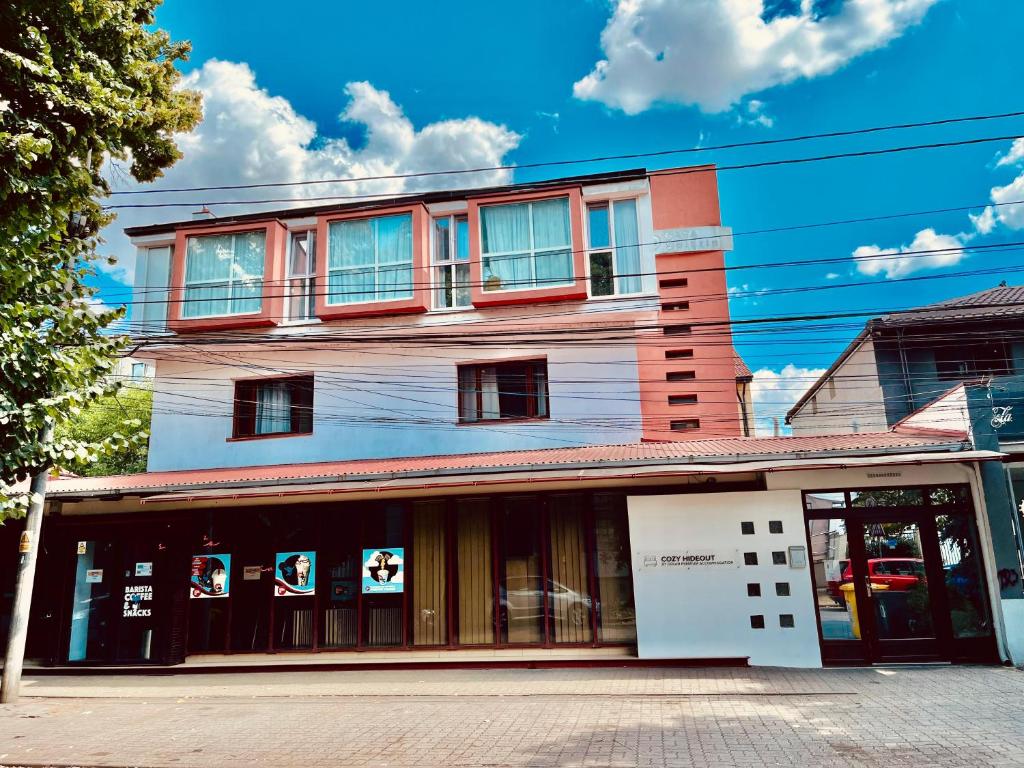 Budova, kde se aparthotel nachází