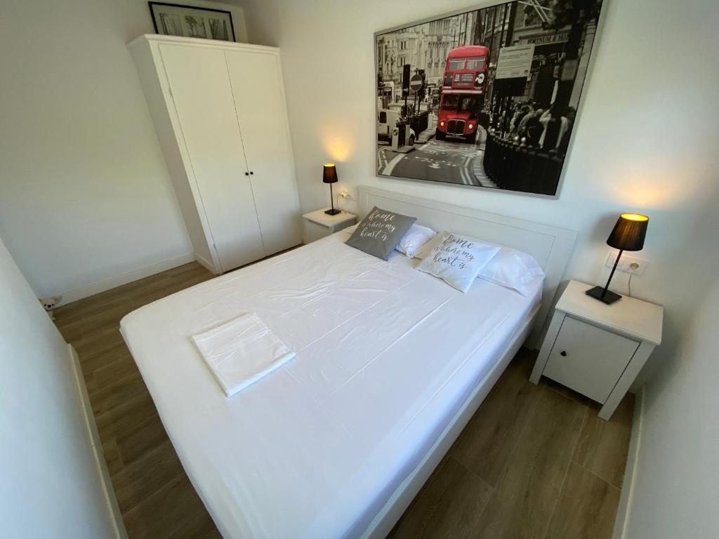 A bed or beds in a room at Mas Pinell 31C