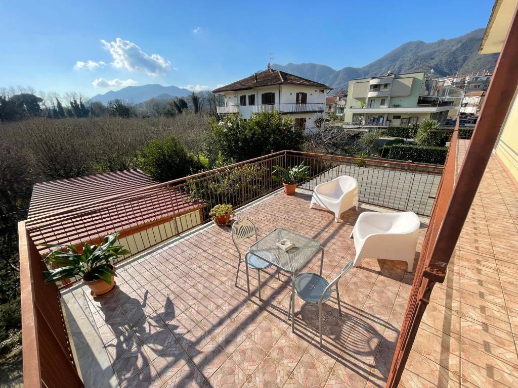 Mezzaluna Guest House - Chambre Double Avec Terrasse