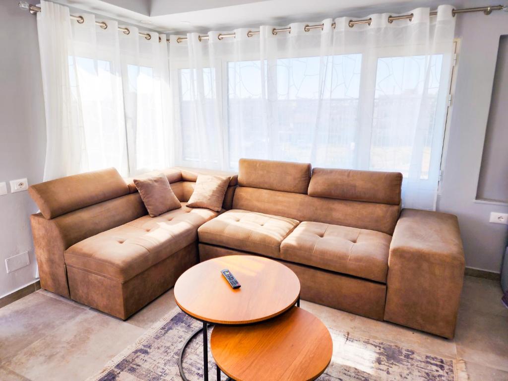 Χώρος καθιστικού στο RoofTop Apartment Sweet