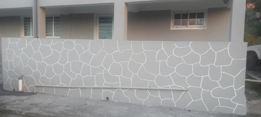 Ảnh trong thư viện ảnh của Maison charmante à Rivière-Pilote avec vue sur la montagne ở Rivière-Pilote