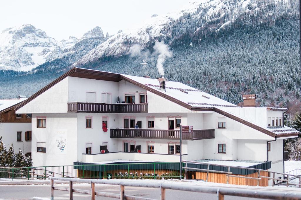 Nespecifikovaný výhled na hory nebo výhled na hory při pohledu z aparthotelu