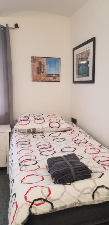 Postel nebo postele na pokoji v ubytování Hotel Adriana
