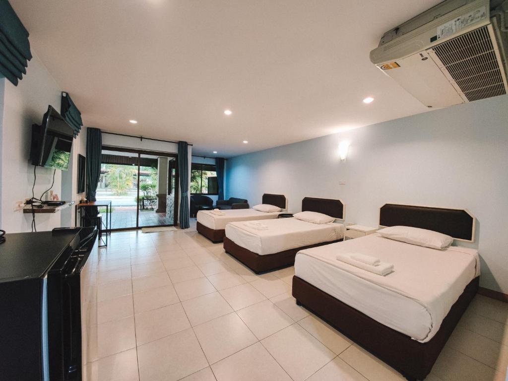 Sophia Resort - Standaard Drievoudige Kamer
