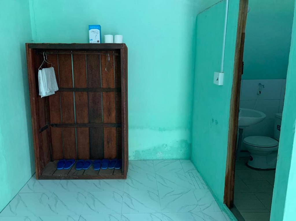 Nam Binh Homestay - Queen Room With Two Queen Beds