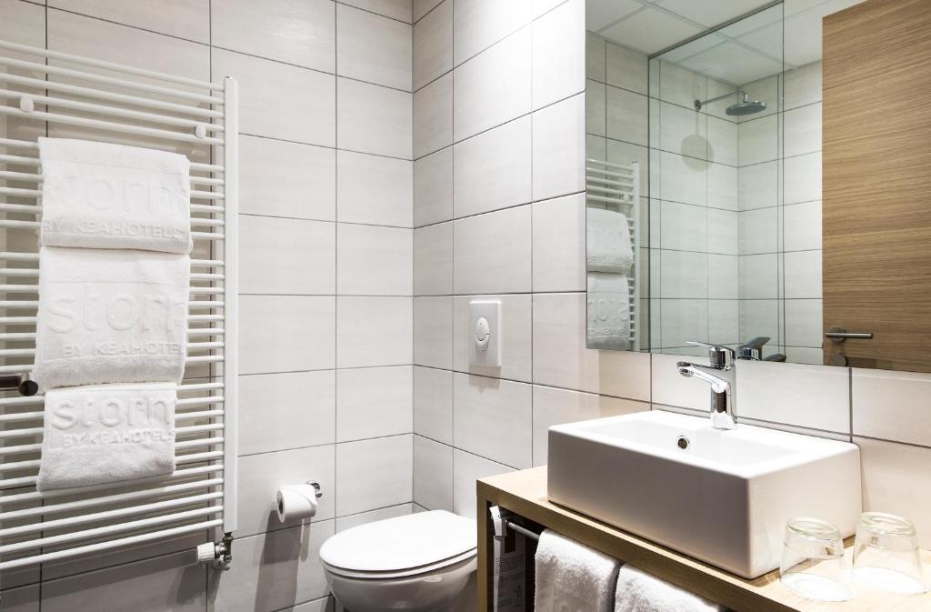 Koupelna v ubytování Storm Hotel by Keahotels