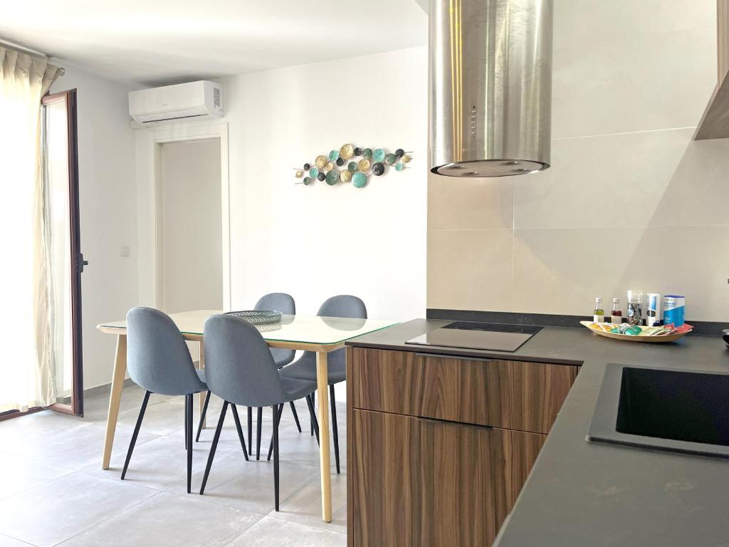 Kuchyň nebo kuchyňský kout v ubytování Mezquita Apartamento