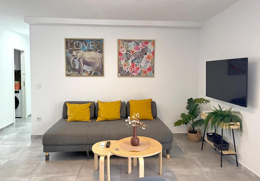 TV a/nebo společenská místnost v ubytování Mezquita Apartamento