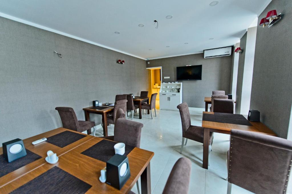 تصویر اتاق‌های Hotel 19 Batumi - تصویر ۲
