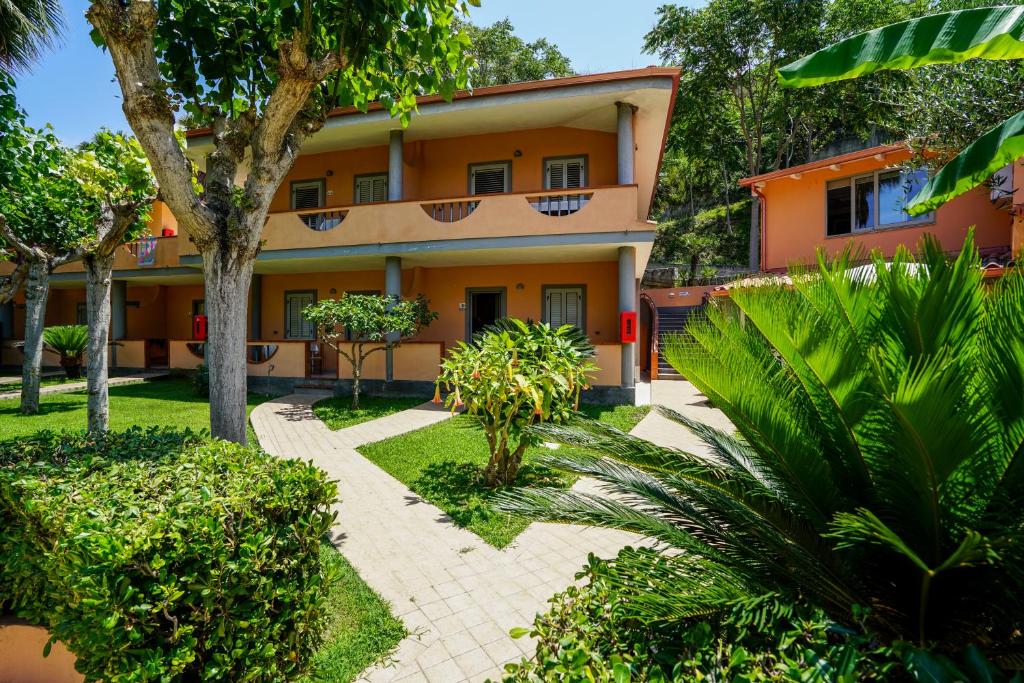 Hotel Villaggio Old River