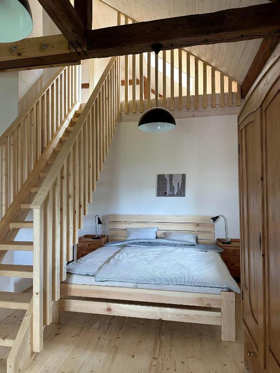Postel nebo postele na pokoji v ubytování Apartmány Hodňov 17