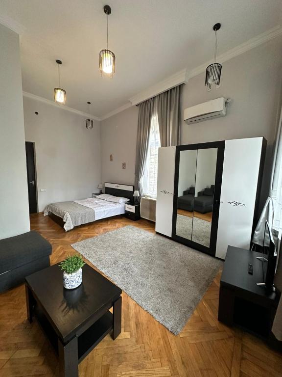 Postel nebo postele na pokoji v ubytování Golden Lion
