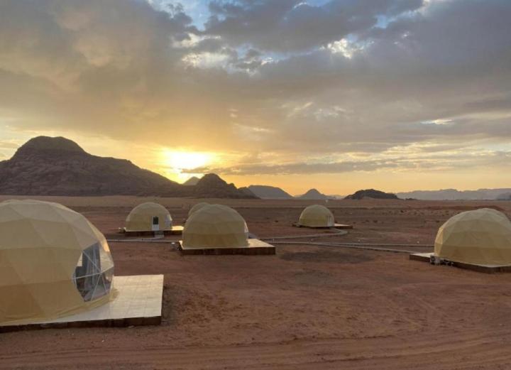 Příroda nedaleko luxury tent