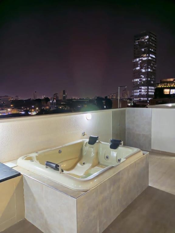 Santa Cruz de la Sierra şehrindeki Edificio Bellini tesisine ait fotoğraf galerisinden bir görsel