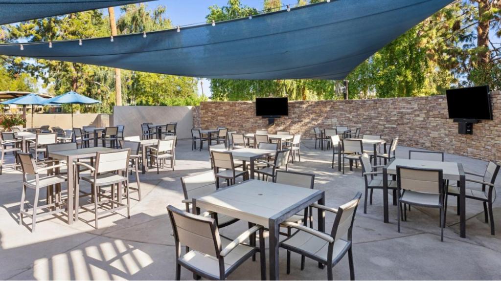 Restaurace v ubytování Marriott Desert Springs Villas II 1BD