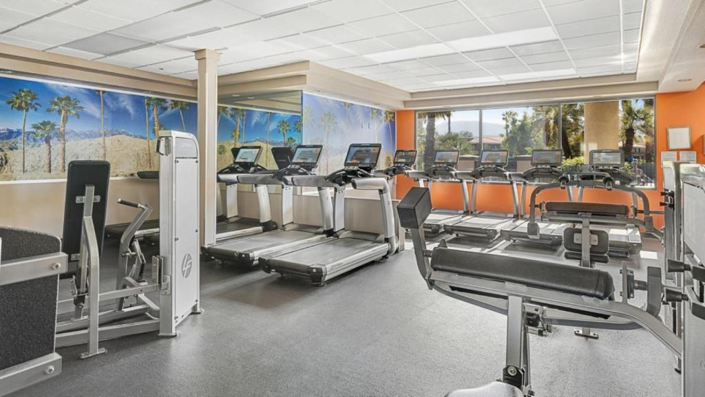 Fitness centrum a/nebo fitness zařízení v ubytování Marriott Desert Springs Villas II 1BD