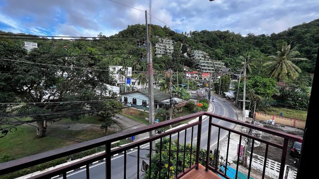 Coco Mountain View Guest House Hotel