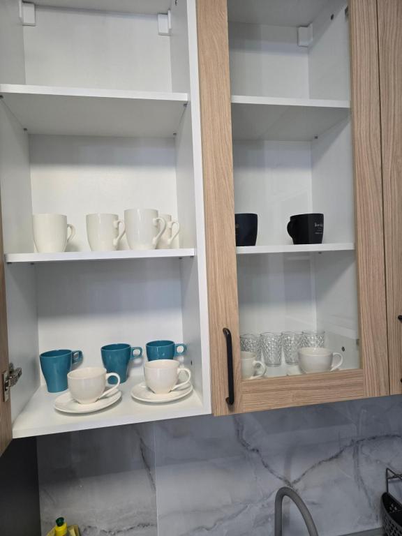Una cocina o cocineta en Bulevar lux Čačak