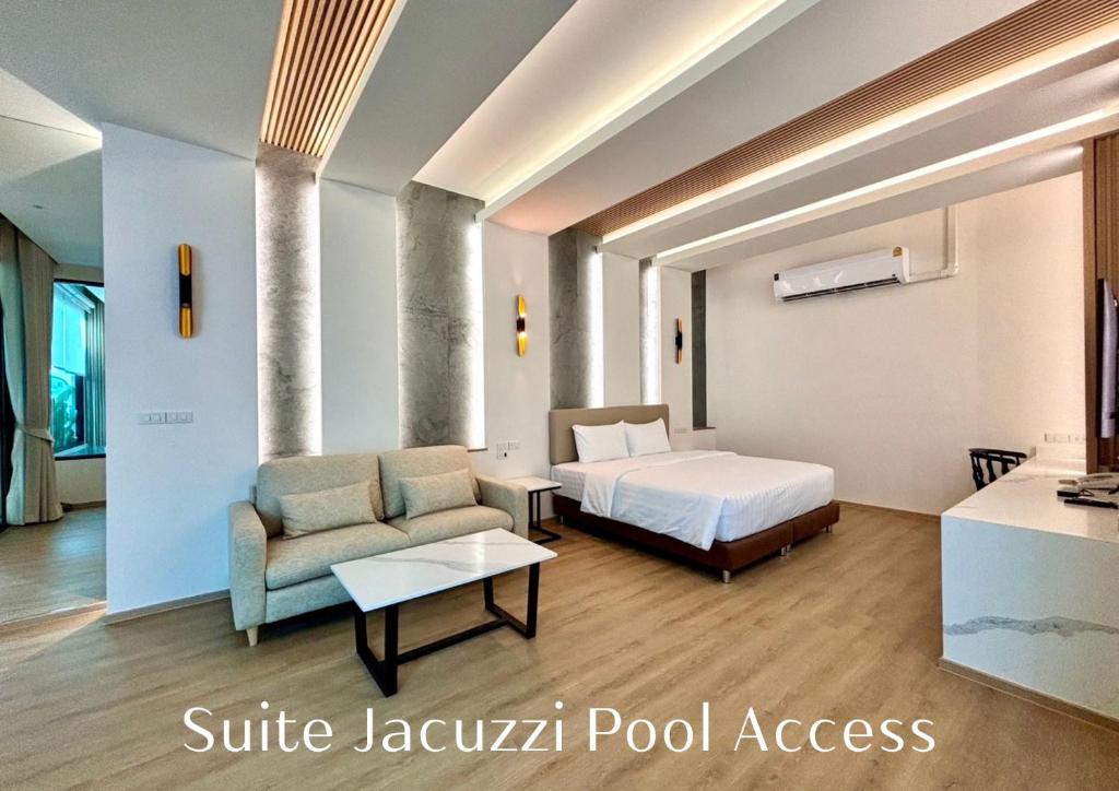 Rock Resort Ratchaburi - King Suite With Pool View