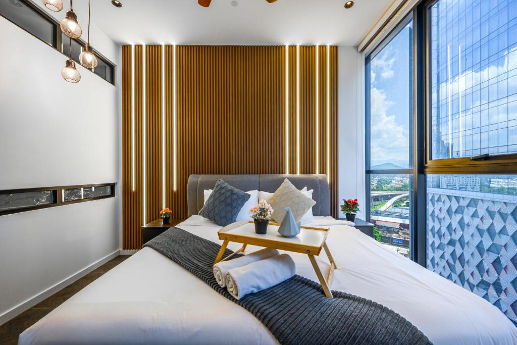 Greystone Scarletz Suites - Superior Suite